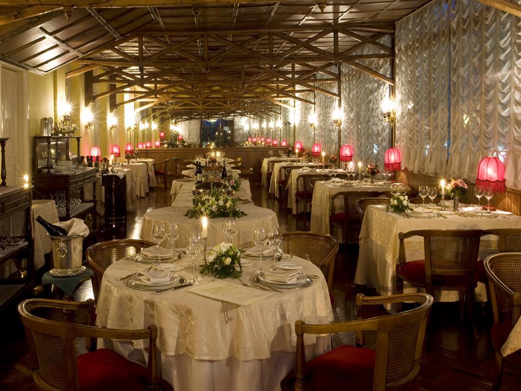 Hotel Vittoria Пезаро Экстерьер фото The restaurant